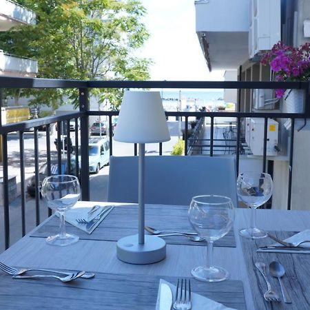 Lively Hotel بيلاريا-إيجيا مارينا المظهر الخارجي الصورة