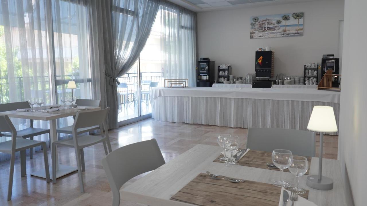 Lively Hotel بيلاريا-إيجيا مارينا المظهر الخارجي الصورة