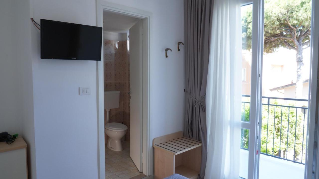 Lively Hotel بيلاريا-إيجيا مارينا المظهر الخارجي الصورة