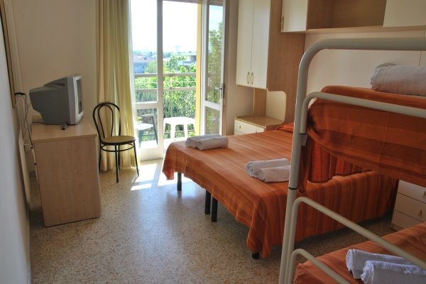 Lively Hotel بيلاريا-إيجيا مارينا المظهر الخارجي الصورة